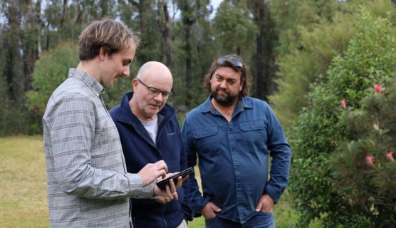 To prepare for bushfires, just reach for your phone