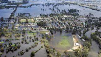 Aerial photo of Numurkah town completely flooded